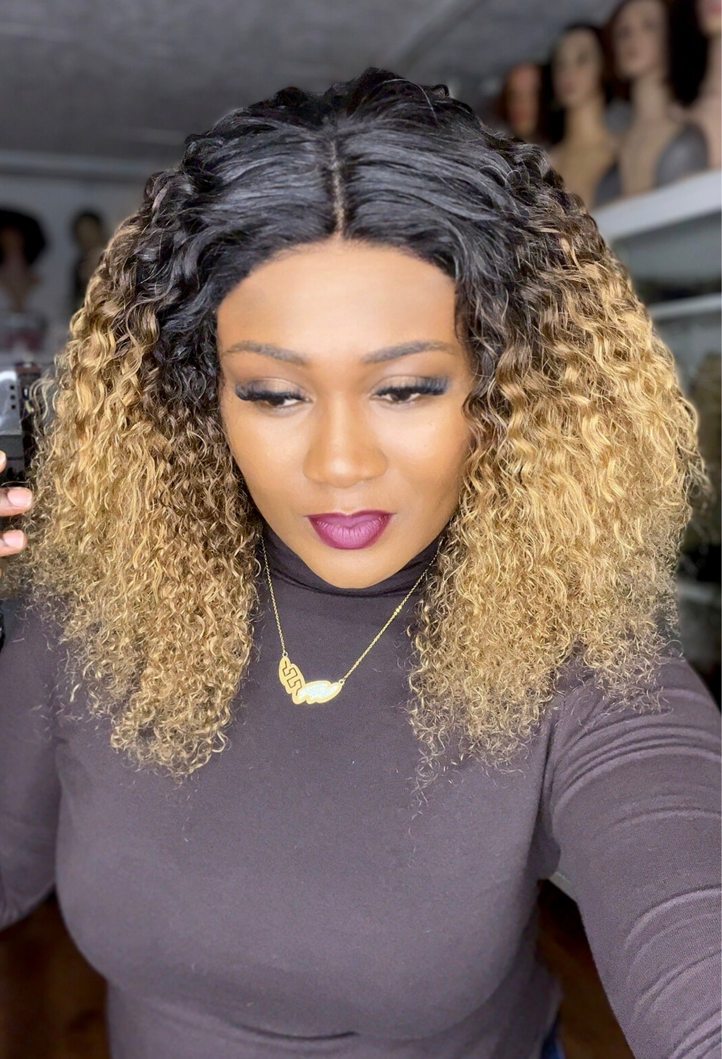 Ombre curly 18”