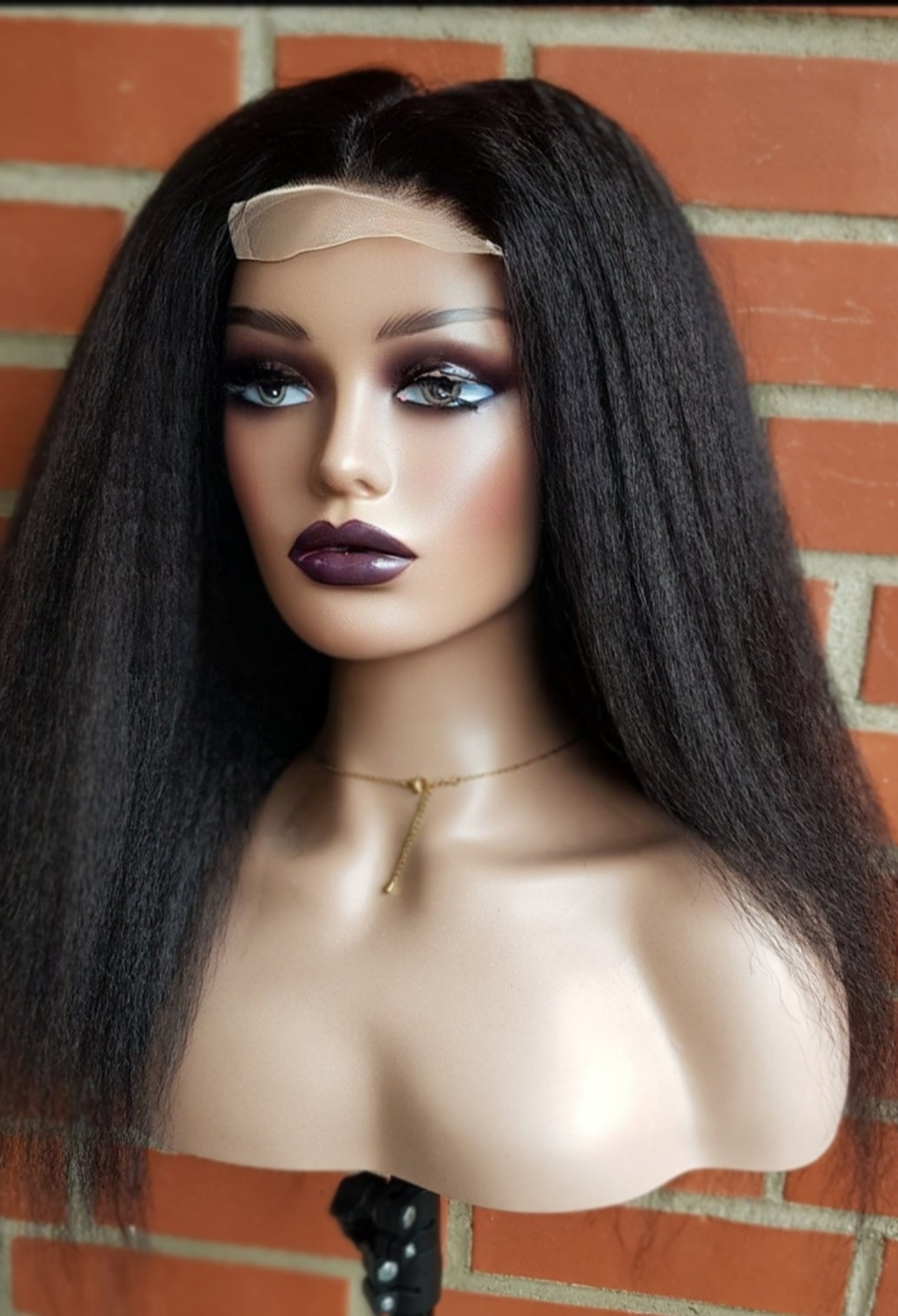 22" Becca wig